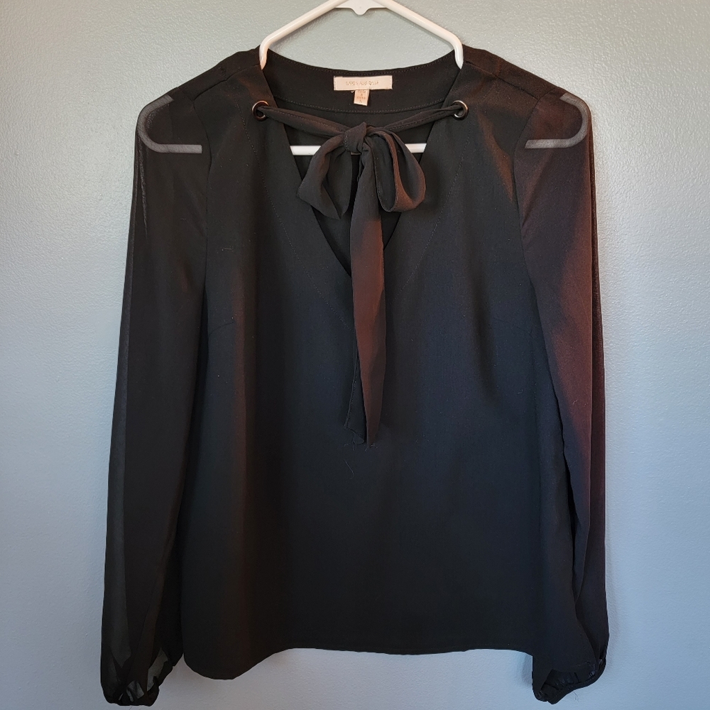3/$20 Skies Are Blue Black Dress Shirt with Sheer Long Sleeves and Neck Tie